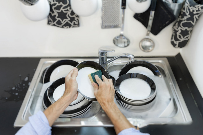 超实用的厨具、餐具清洁法-还原水